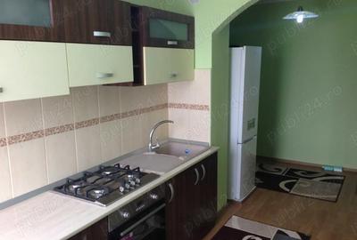 Apartament cu 3 camere decomandat în Vitrometan - 4