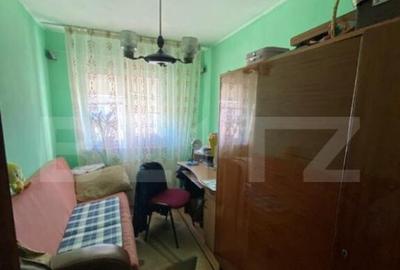 Apartament 3 camere, decomandat, 56mp, centrala proprie, zon Apartament 3 camere, decomandat, 56mp, centrala proprie, zon - 4