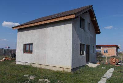 Casă individuală cu 4 camere cu Teren 641 Mp în Săcălaz - 1