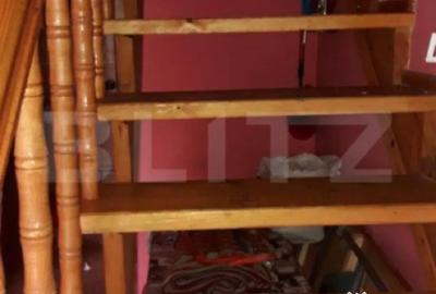Casă cu 3 camere cu Teren 400 Mp în Central - 2