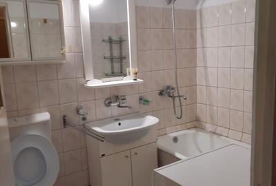 Garsonieră situata in zona Traian, la etajul 3 - 6