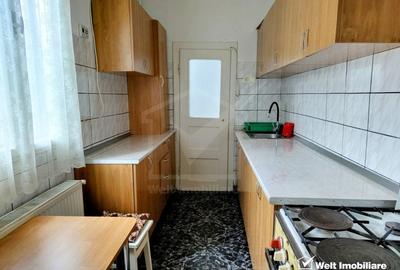 Casa individuala cu garaj, front la 2 strazi, Gruia - 4