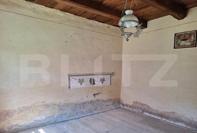 Casă cu 3 camere cu Teren 600 Mp în Central - 2