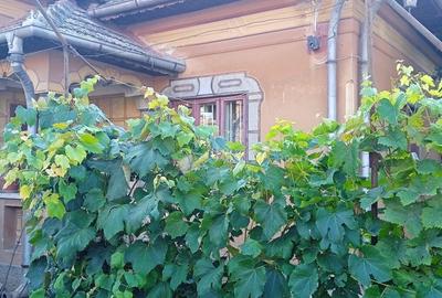 Casă cu 6 camere în Giubega - 10