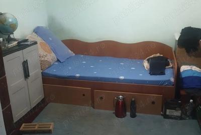 Casă cu 3 camere cu Teren 90 Mp în Tei - 1