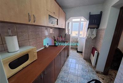 Apartament cu 3 camere decomandat în George Enescu - 12