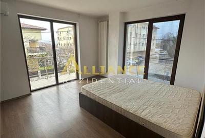 Garsonieră decomandată, mobilată în Central - 3