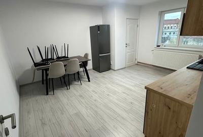 Apartament cu 3 camere decomandat în Ultracentral - 1