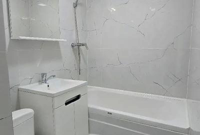 Apartament cu 2 camere decomandat în Titan