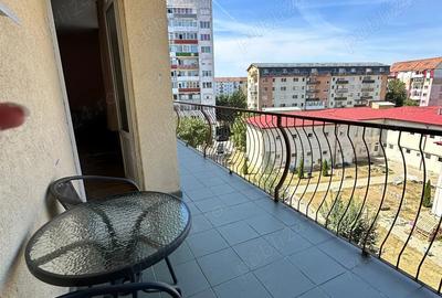 Locuin?a spa?ioasa, situata intr-o zona buna,cu camere luminoase ?i separate,complet mobilata. - 9