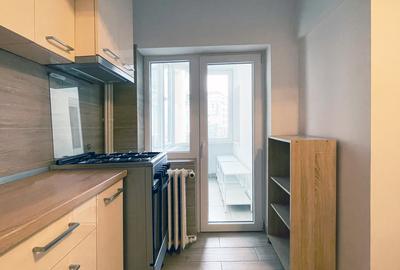 Apartament cu 2 camere decomandat în P-ța Unirii - 7