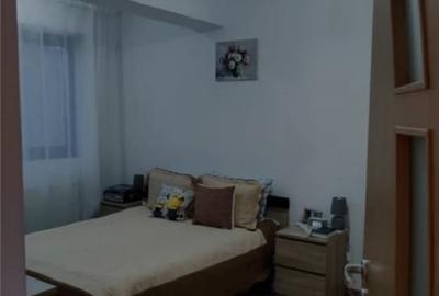 Apartament cu 2 camere decomandat în Podu Roș - 2
