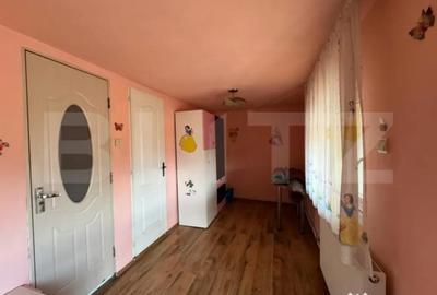 Casă cu 6 camere cu Teren 1200 Mp în Șoimuș - 7