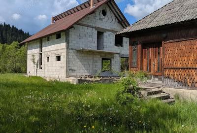Casă cu 5 camere în Moisei - 8