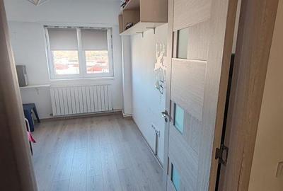 Apartament cu 3 camere în Central - 11