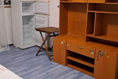 Garsonieră nedecomandată în Titan