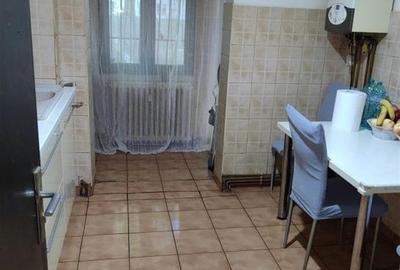 Apartament cu 3 camere semidecomandat, mobilat în Podul de Piatră - 5