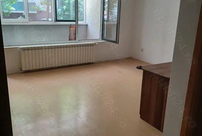 Garsonieră în Roșu - 2