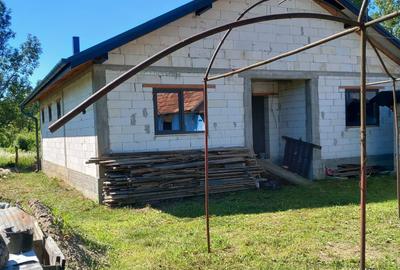 Casă cu 2 camere în Plopiș - 12