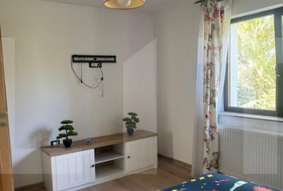 Casă cu 5 camere cu Teren 514 Mp în Central