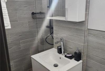 Garsonieră decomandată în Central - 2