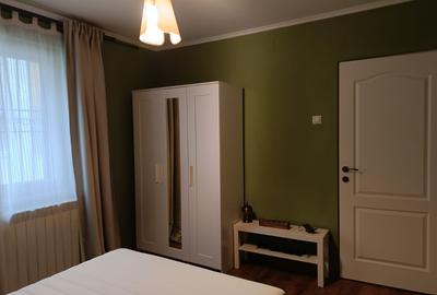 Apartament cu 4 camere semidecomandat în 13 Septembrie - 11