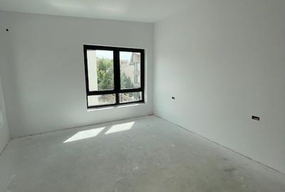 CASE TIP DUPLEX/INDIVIDUALA IN DRUMUL TABEREI LANGA METROU - 10