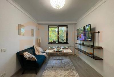 Apartament cu 2 camere semidecomandat, mobilat în City Park Mall