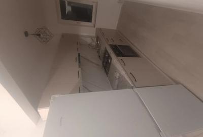 Inchiriez apartament - 1