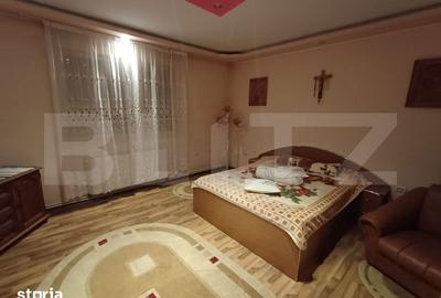 Casă cu 8 camere cu Teren 1500 Mp în Central - 15