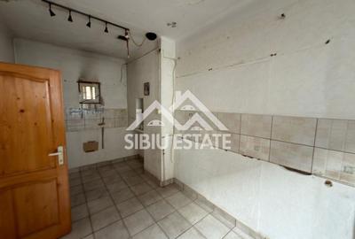Casă individuală cu 4 camere cu Canalizare în Turnișor - 3