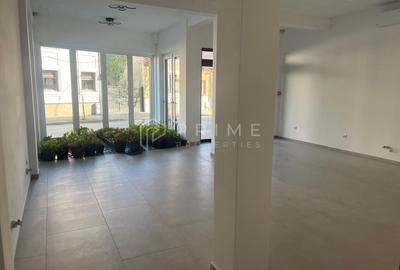 Spațiu comercial, de 87 mp, în Semicentral - 2