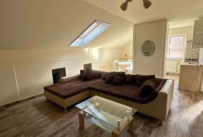 Inchiriez apartament 70 mp la curte complet mobilat in Giroc