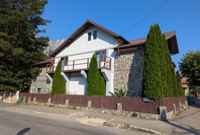 Apartament generos in vila, cu vedere superba catre munte. - 1