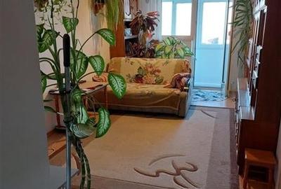 Vanzare Apartament 3 Camere Decomandat Berceni-Uioara - 1