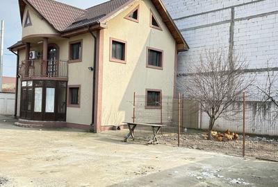 Casă cu 4 camere în Coșoveni - 1