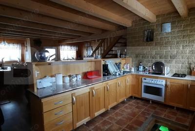 Casă cu 2 camere cu Teren 250 Mp în Tău - 11