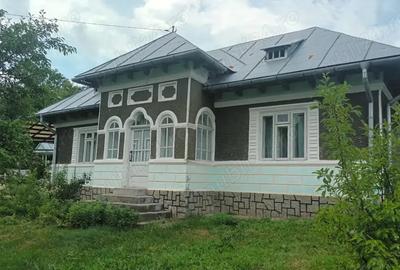 Vand casa loc.Stefan cel Mare - 7