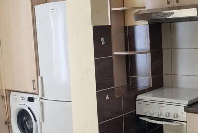 Apartament cu 3 camere decomandat în Tudor - 9