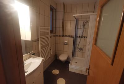 Casă cu 8 camere cu Canalizare în Lacul Tei - 15