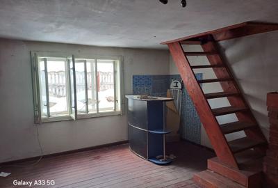 Casă cu 3 camere în Izlaz - 3