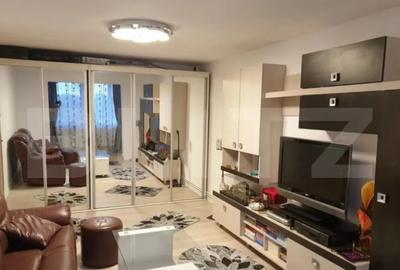 Apartament cu 4 camere decomandat în Tractorul - 5