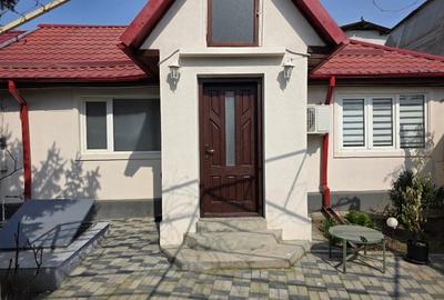 Casă cu 3 camere cu Canalizare în Timpuri Noi - 1