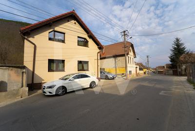 Casă individuală cu 4 camere cu Canalizare în Săliște - 1