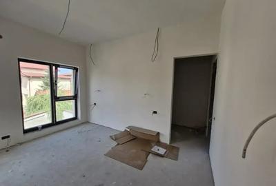 Vila la cheie | 5 camere | Teren 310 mp  | 380 V | priza auto - 12