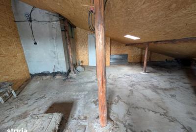 Apartament cu 3 camere decomandat în Cornișa - 4