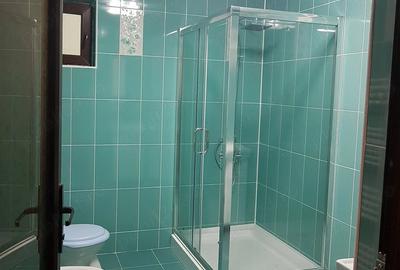 Casă cu 6 camere cu Teren 485 Mp în Central - 9