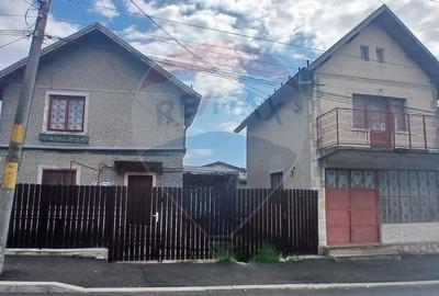 Casa 6 camere central Pucioasa 441 mp teren acces rapid - 1