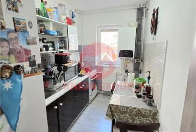 Apartament cu 2 camere semidecomandat în Casa de Cultură - 3