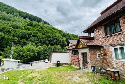 Casă cu 4 camere cu Teren 240 Mp în Central - 5